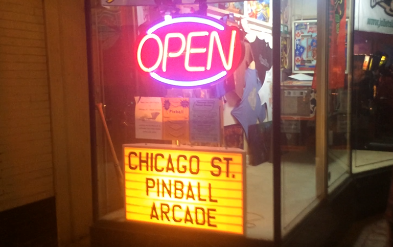 Chicago Street Pinball Arcade is open for business.